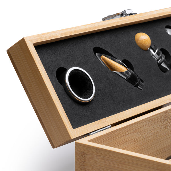 Set de Regalo Premium para Vino en Caja de Madera Personalizable (con 4 accesorios incluidos)