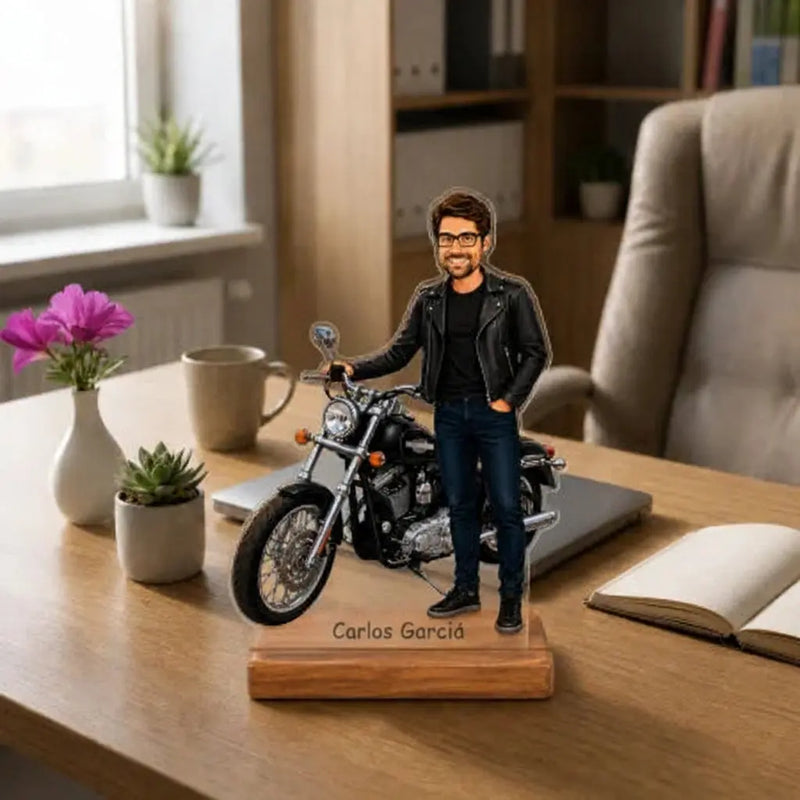 Caricatura Motociclista - Estatua Personalizada tipo Trofeo Meteoris - Regalos con Alma