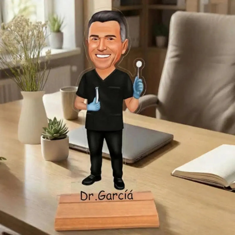 Caricatura de Dentista - Estatua Personalizada tipo Trofeo Meteoris - Regalos con Alma