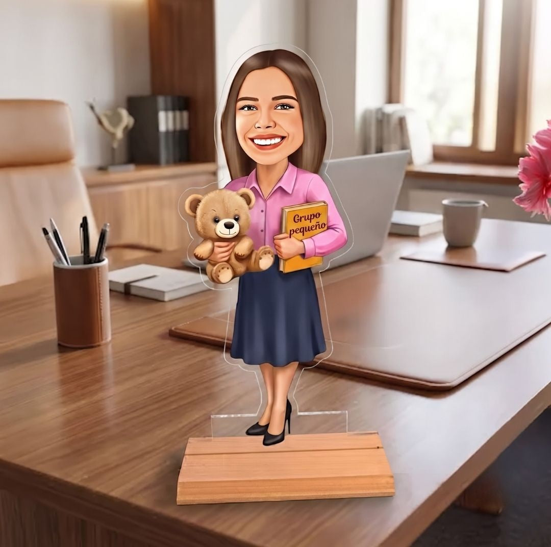 Caricatura de Educadora / Maestra Infantil - Estatua Personalizada tipo Trofeo