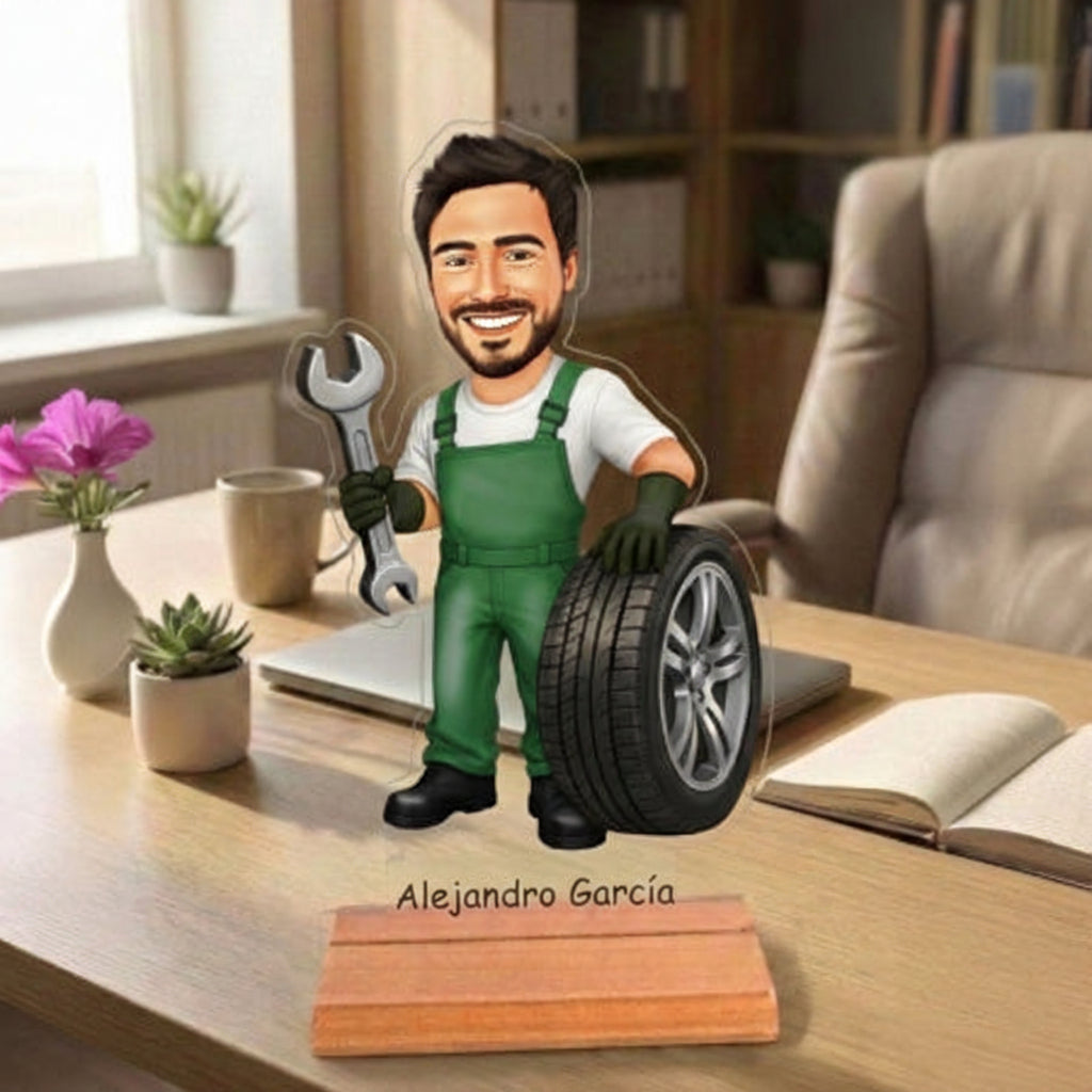 Caricatura de Mecánico - Estatua Personalizada tipo Trofeo